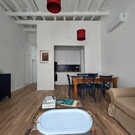 Blu Mare Casa Vacanze- شقة *